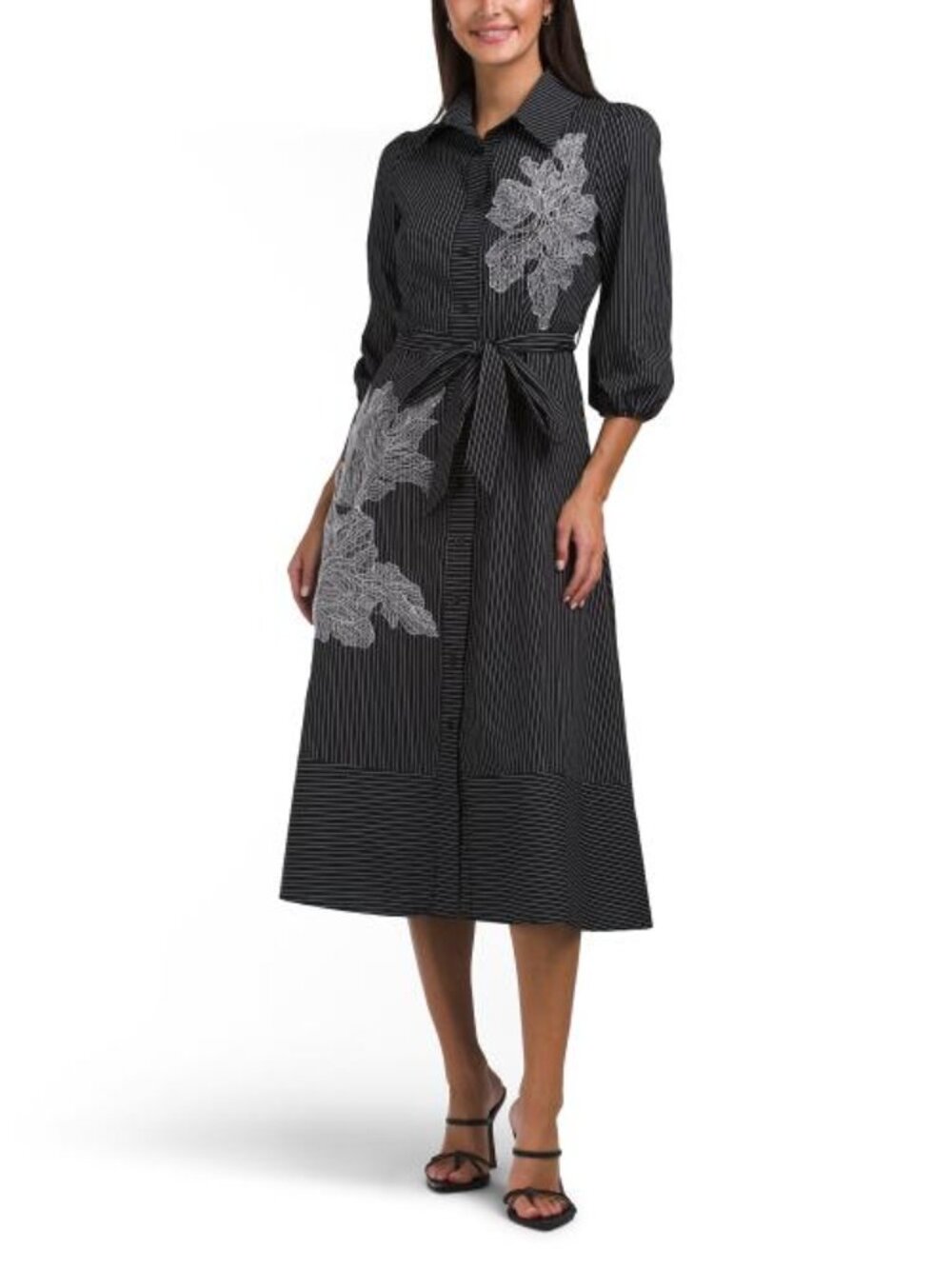 NANCY YANG Applique Dress